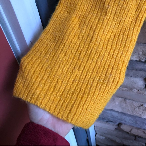 Calvin Klein Jeans Yellow Cowl Neck Knit Soft Sweater NWT Women Large - Picture 10 of 12